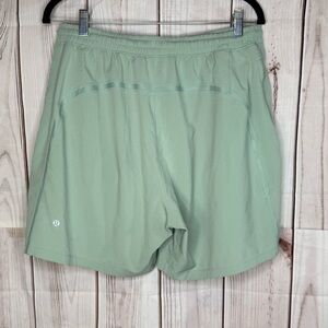 Lululemon Men’s Pace Breaker linerless Short 7"